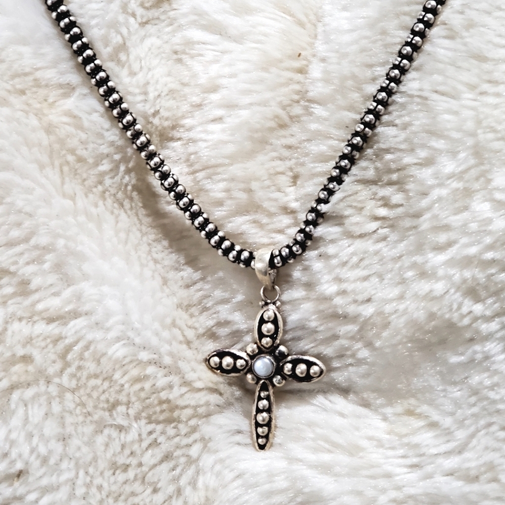 Silpada Contemporary Credence Pearl Cross Pendant on Popcorn Necklace
